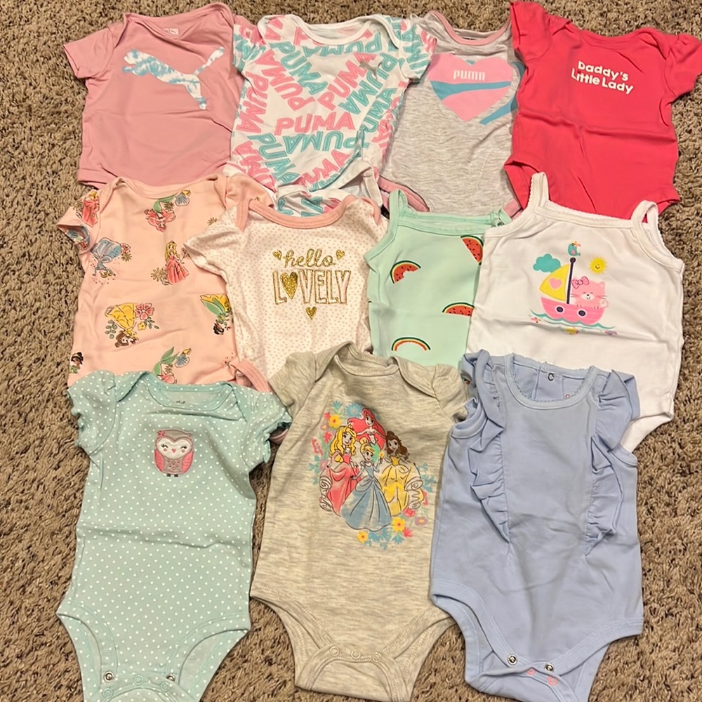 Baby Onesie bundle 0-3months